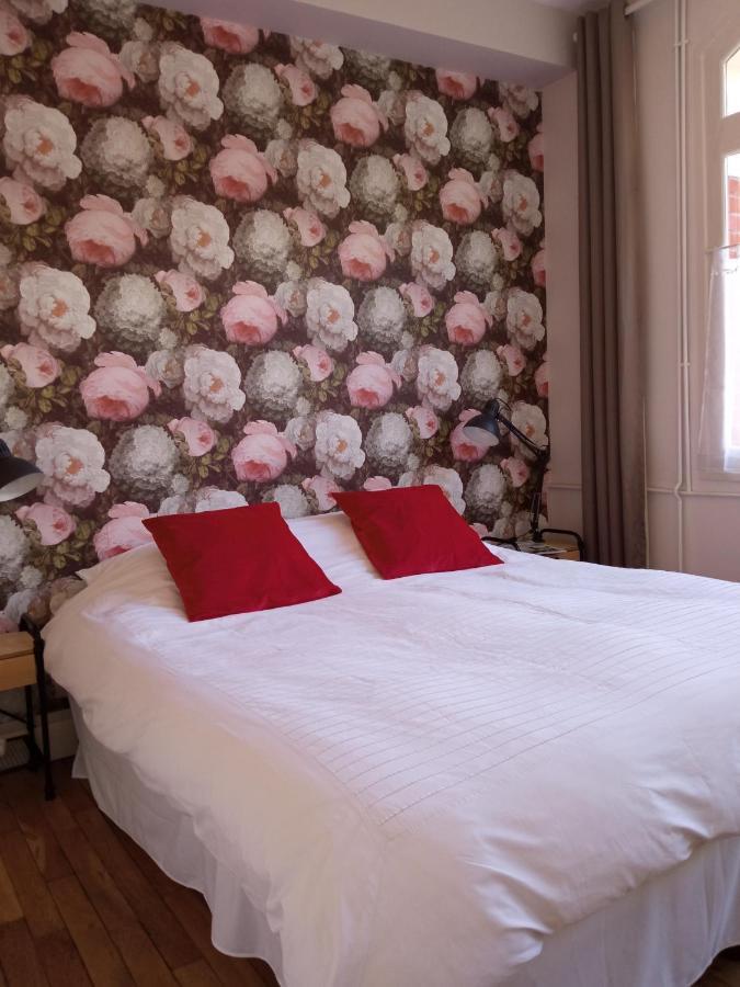 Au Pied Du Beffroi Apartment Arras Ngoại thất bức ảnh