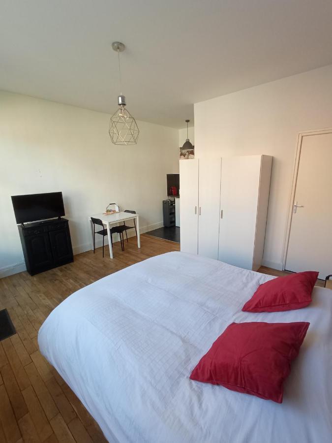 Au Pied Du Beffroi Apartment Arras Ngoại thất bức ảnh