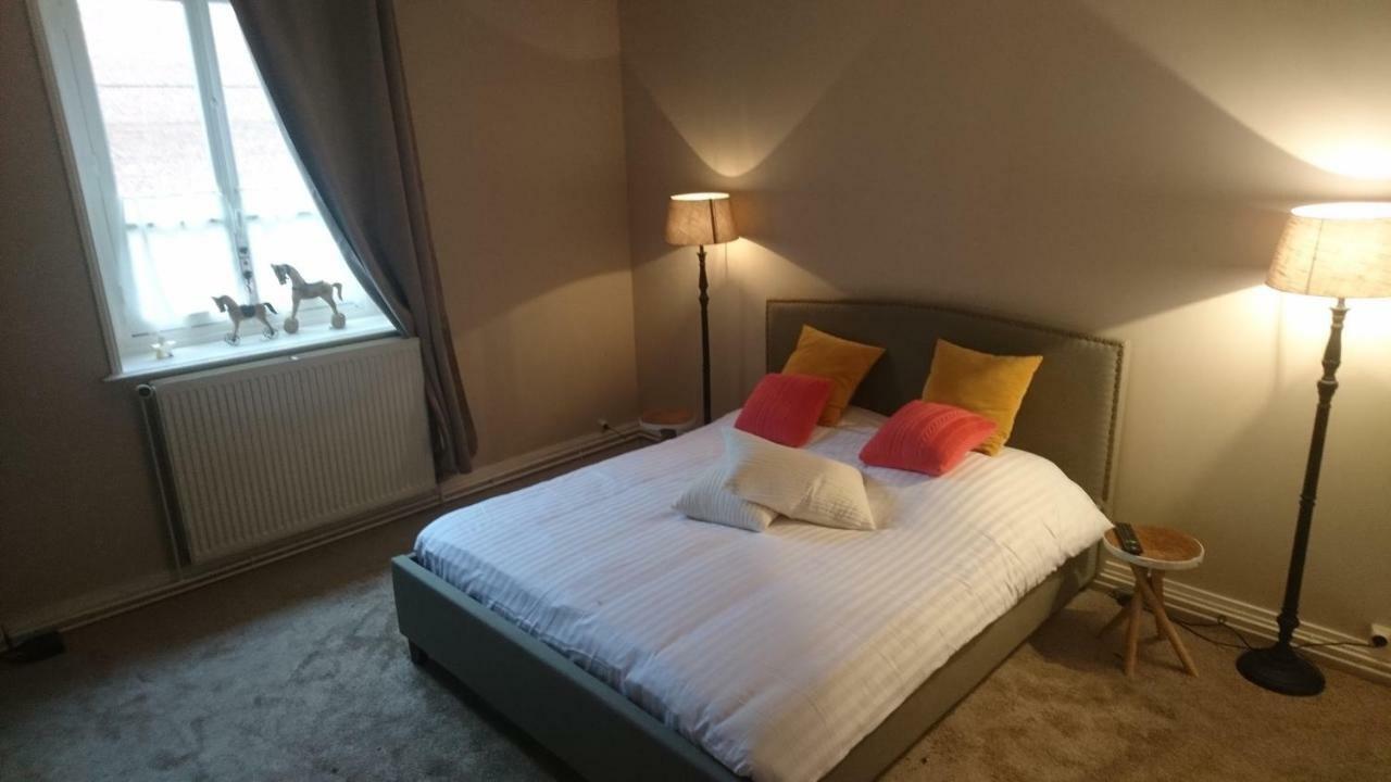 Au Pied Du Beffroi Apartment Arras Ngoại thất bức ảnh